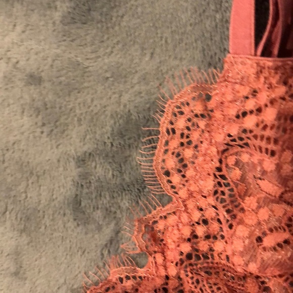 Victoria Secret Pink High Neck Bralette - Picture 3 of 6